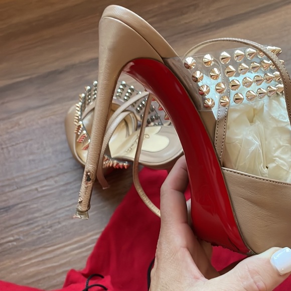 36 1/2 nude Louboutin - Picture 9 of 9
